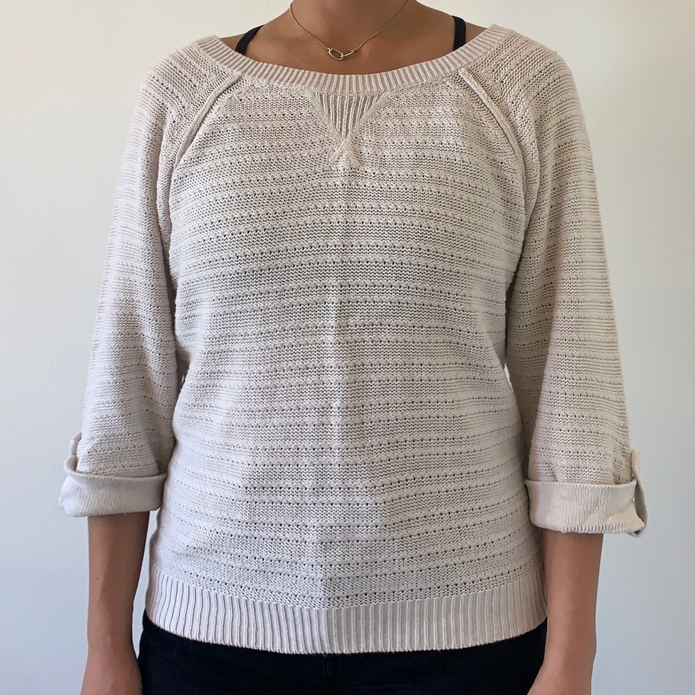 American Eagle // beige knitted sweater